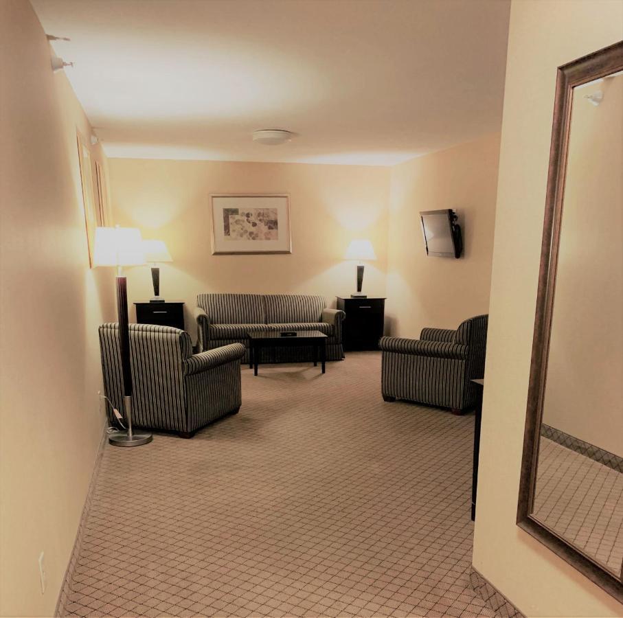 Holiday Inn Express Plymouth By Ihg Exteriör bild