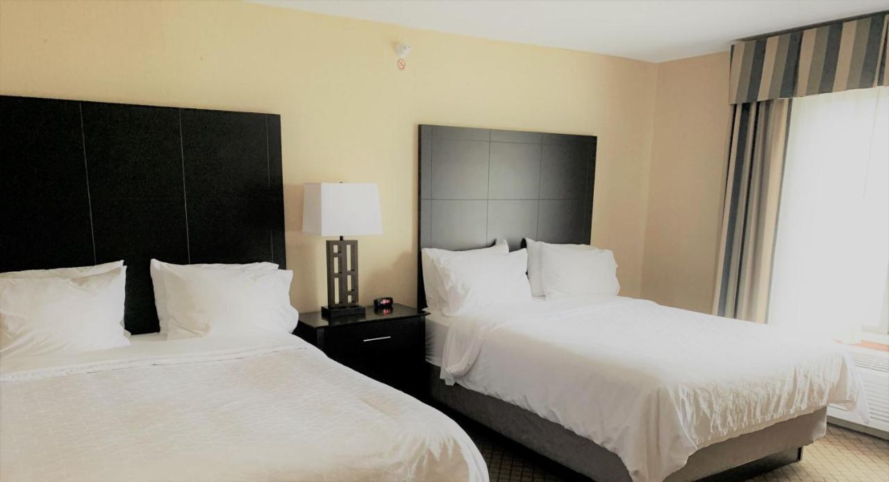 Holiday Inn Express Plymouth By Ihg Exteriör bild