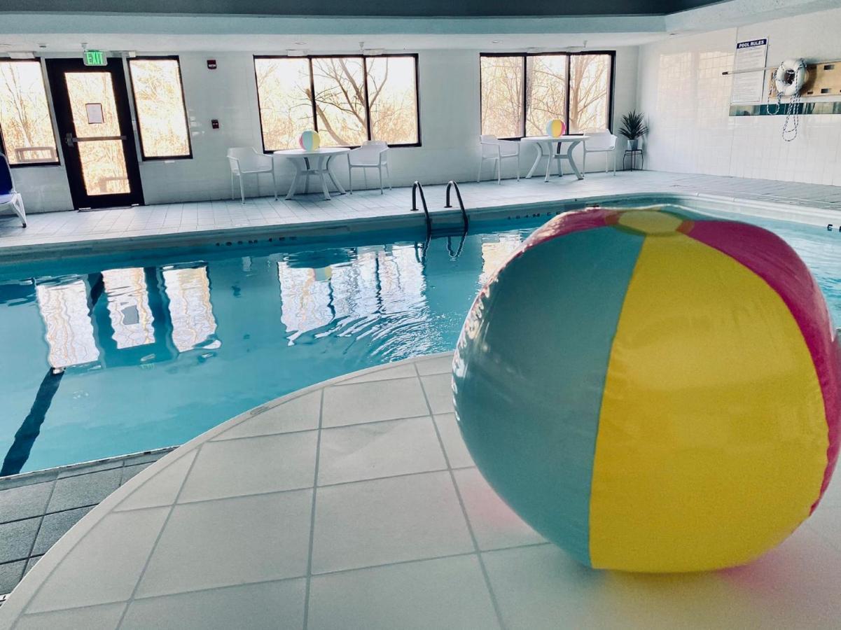 Holiday Inn Express Plymouth By Ihg Exteriör bild