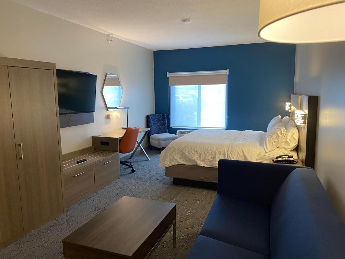 Holiday Inn Express Plymouth By Ihg Exteriör bild