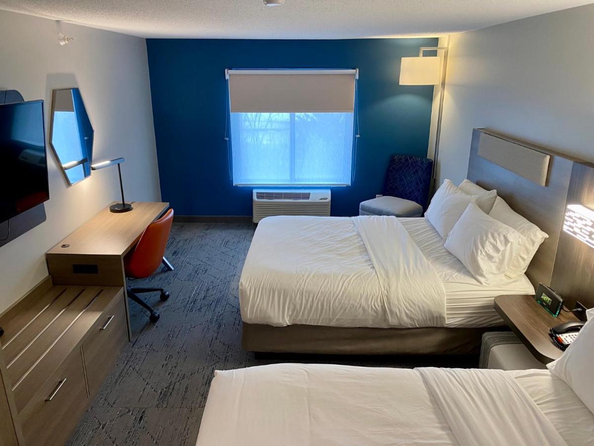 Holiday Inn Express Plymouth By Ihg Exteriör bild