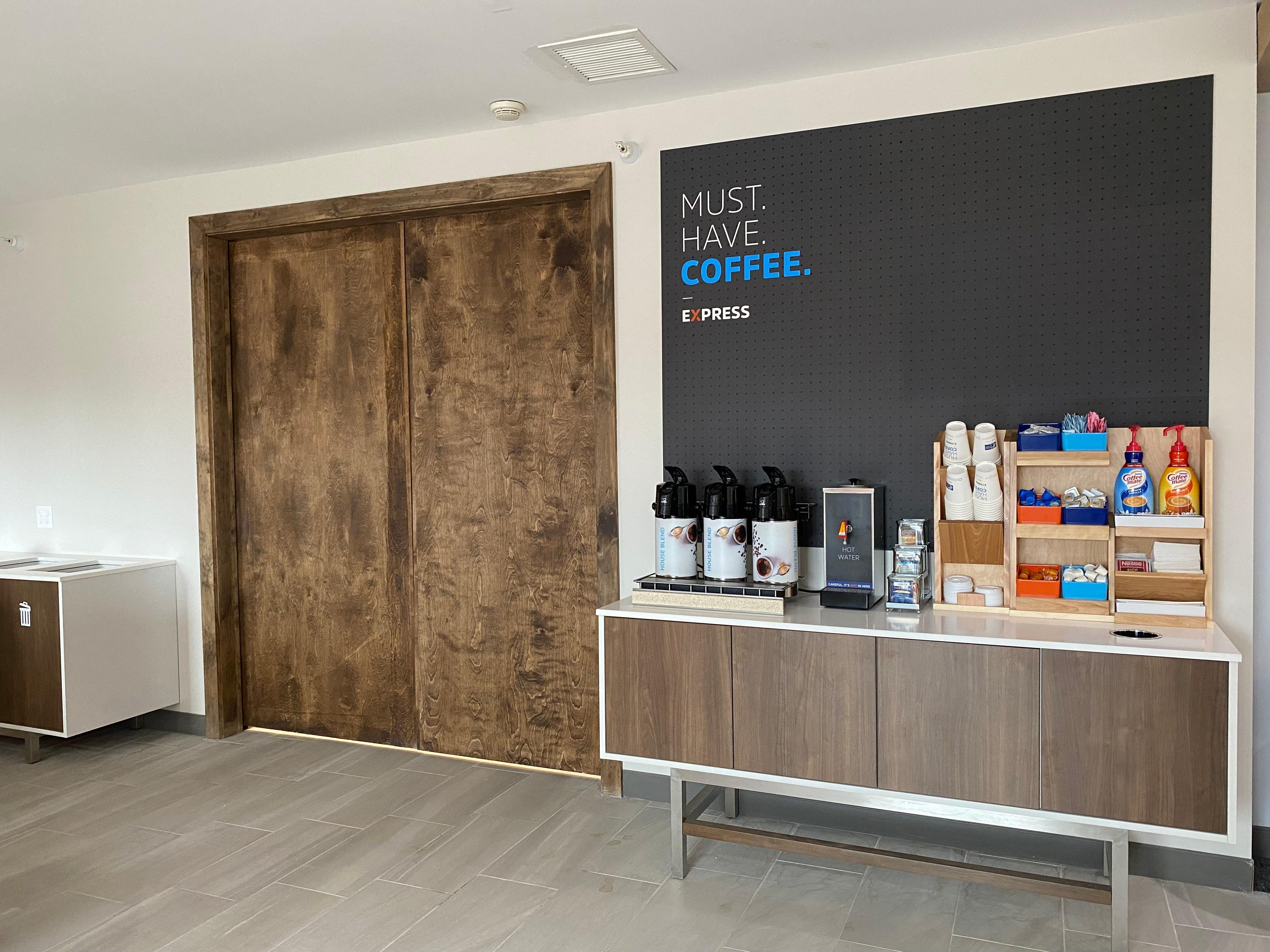 Holiday Inn Express Plymouth By Ihg Exteriör bild