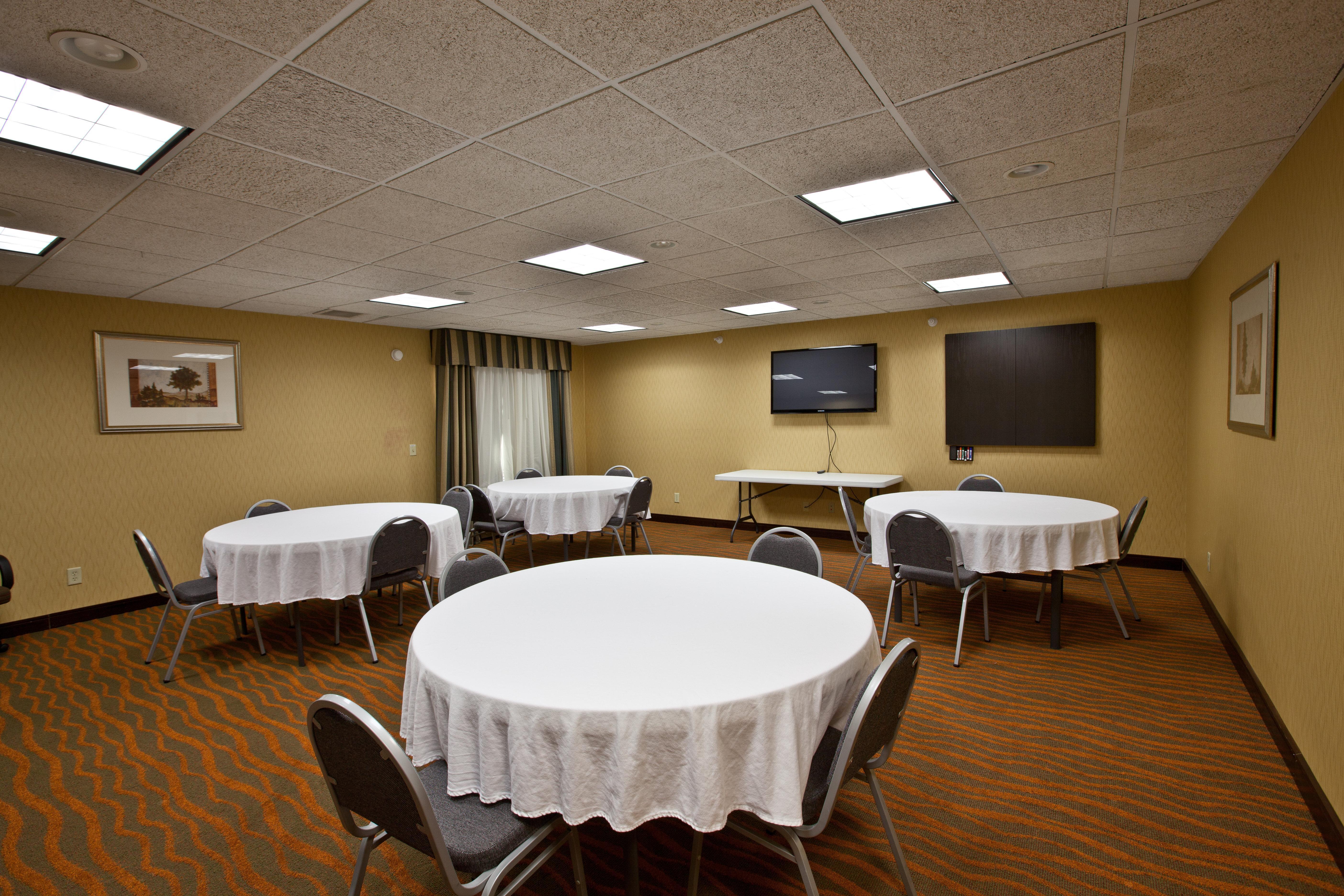 Holiday Inn Express Plymouth By Ihg Exteriör bild