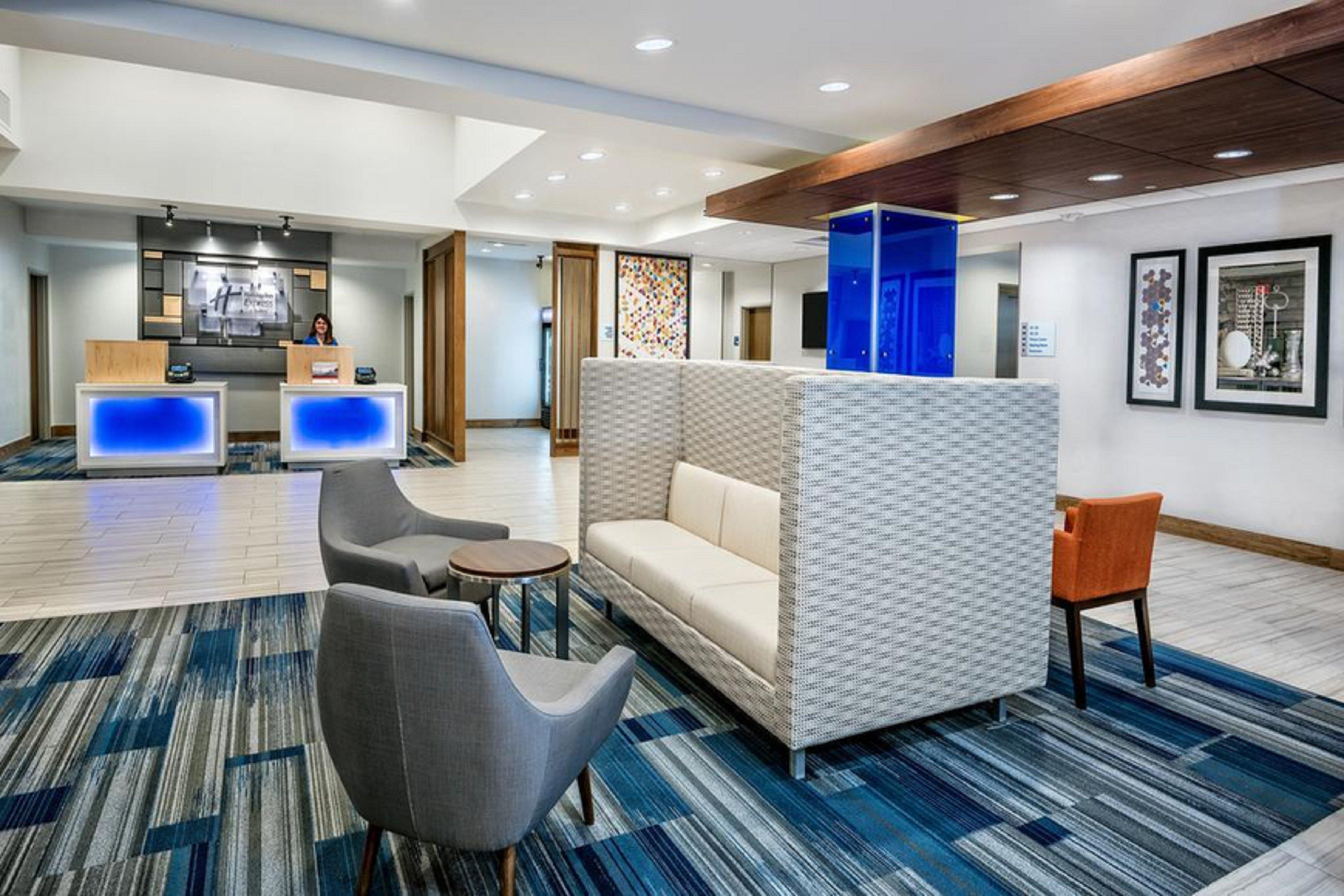 Holiday Inn Express Plymouth By Ihg Exteriör bild